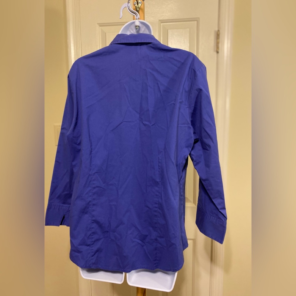 RIDERS by Lee - Woman’s purple (effortless care) button down shirt, Size: L - Picture 2 of 6